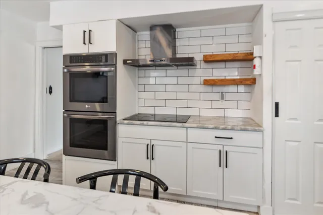 $349,500 | 10431 Oneida Boulevard, Oak Park, MI 48237