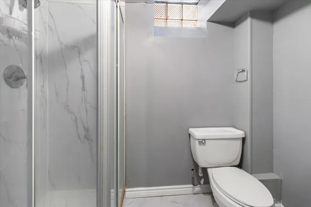 $349,500 | 10431 Oneida Boulevard, Oak Park, MI 48237