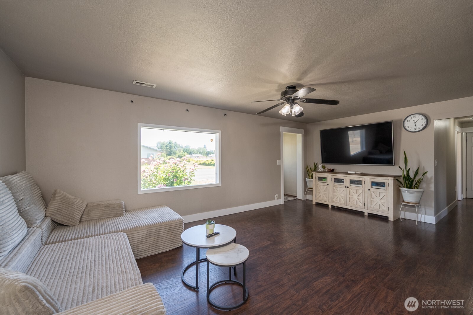 2096 Hamilton Road Northeast Moses Lake, WA 98837 - Photo 18 of 38