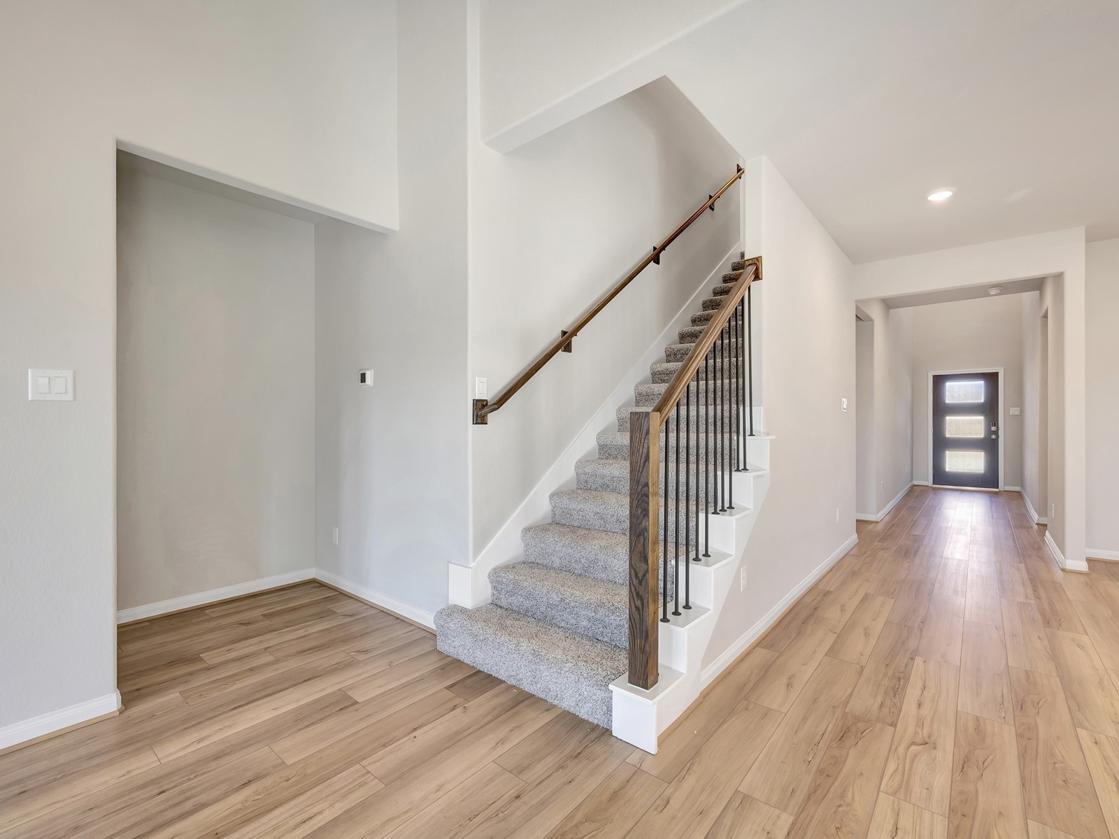 1681 Hopson Ranch Drive Conroe, TX 77301 - Photo 16 of 32 Photo is not of the actual home, but is an inspirational photo of builder’s model home and may depict options, furnishings, and/or decorator features that are not included