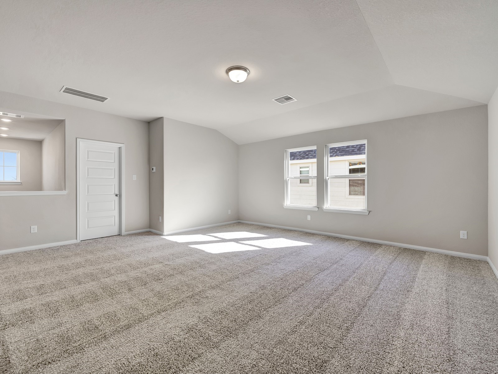 1681 Hopson Ranch Drive Conroe, TX 77301 - Photo 17 of 32 Photo is not of the actual home, but is an inspirational photo of builder’s model home and may depict options, furnishings, and/or decorator features that are not included