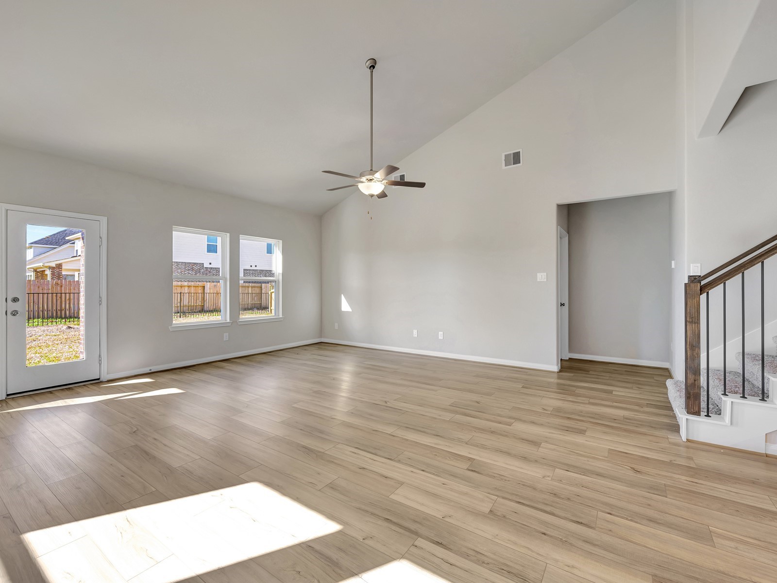 1681 Hopson Ranch Drive Conroe, TX 77301 - Photo 6 of 32 Photo is not of the actual home, but is an inspirational photo of builder’s model home and may depict options, furnishings, and/or decorator features that are not included