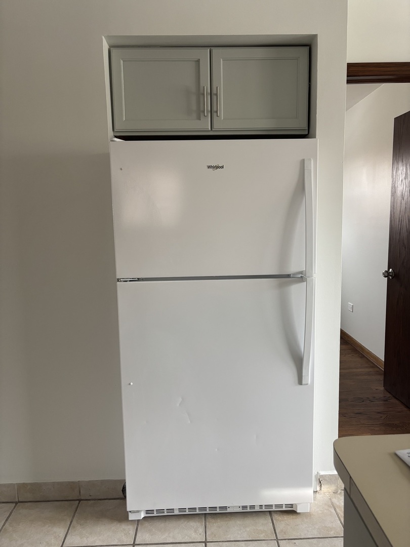 4801 South Kolin Avenue, Unit 2 Chicago, IL 60632 - Photo 18 of 24