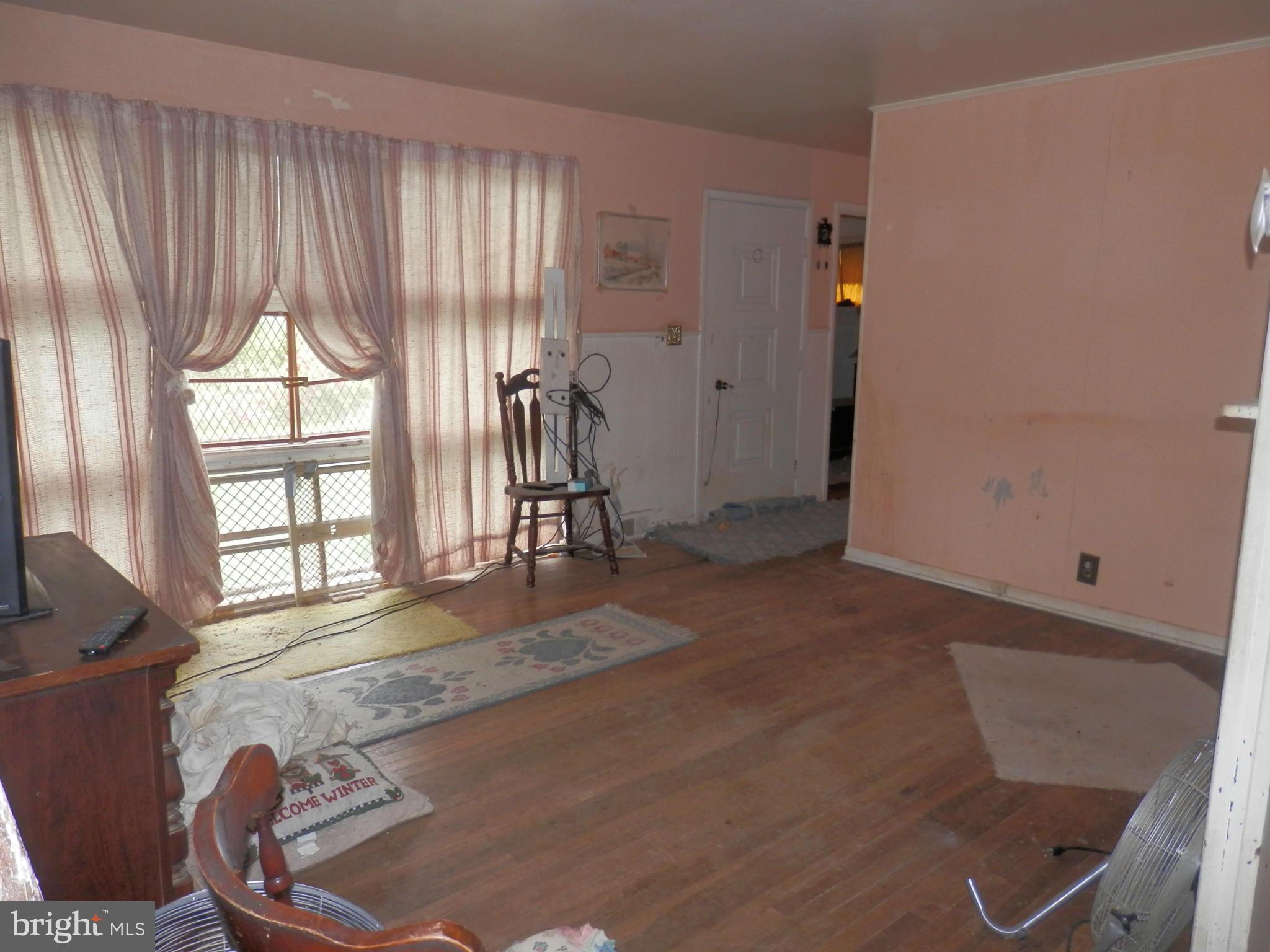 2303 Stockton Road Joppa, MD 21085 - Photo 8 of 10 Living Room