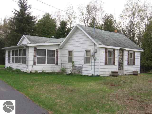 2038 East Heath Road Rose City, MI 48654 - Photo 1 of 12 1755799.JPG