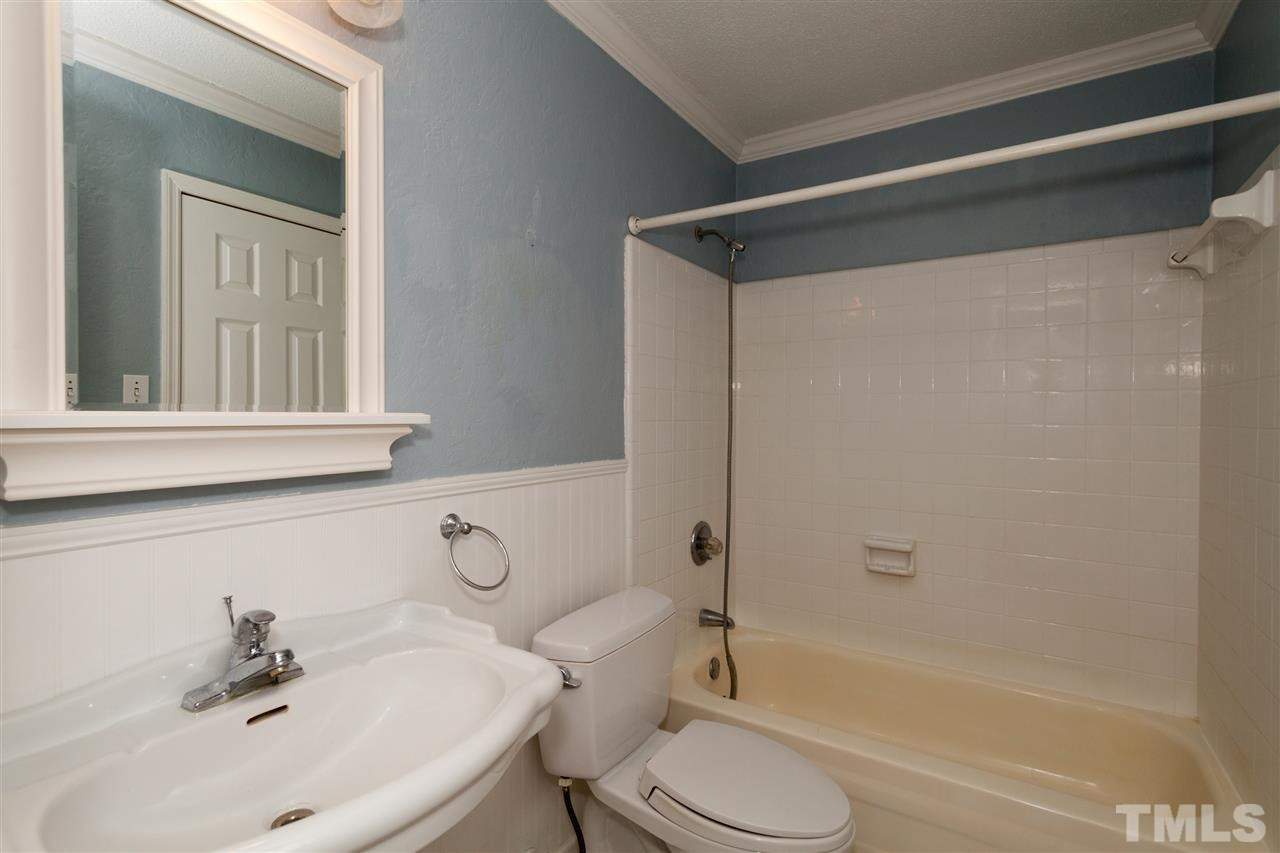 5827 Russell Road Durham, NC 27712 - Photo 14 of 25 Master Bath/Spa