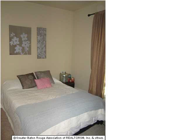 17872 Spring Creek Drive Baton Rouge, LA 70817 - Photo 8 of 15 Gallery Image 8