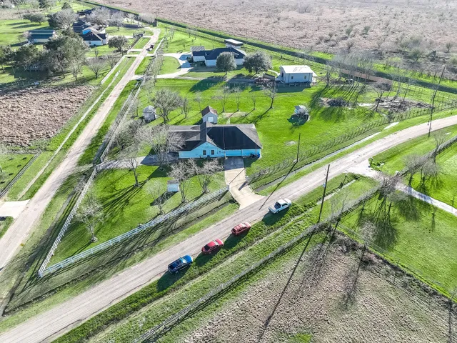 $555,000 | 7911 Meadowlark Street, Brookshire, TX 77423