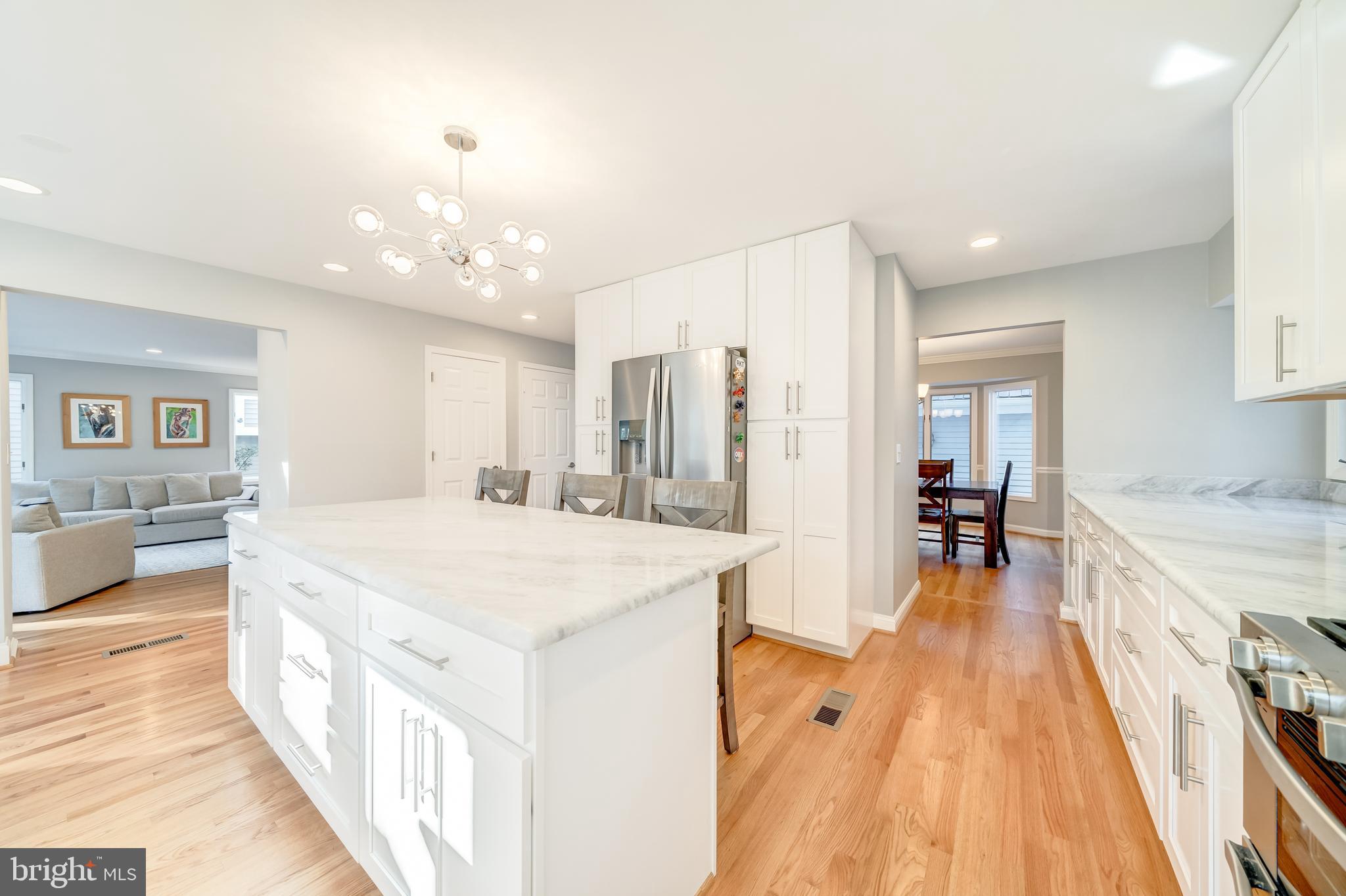 1589 Regatta Lane Reston, VA 20194 - Photo 8 of 49 Kitchen