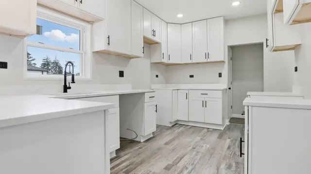 $375,000 | 406 South 10th Avenue, Maywood, IL 60153