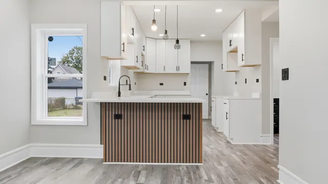 $375,000 | 406 South 10th Avenue, Maywood, IL 60153