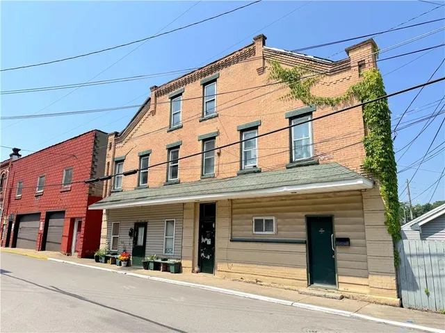 $125,000 | 57 Connellsville Street, Dunbar, PA 15431
