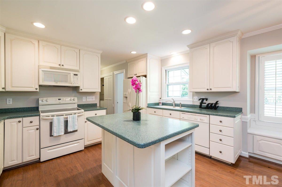 1209 Hunting Ridge Road Raleigh, NC 27615 - Photo 8 of 30