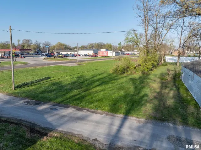 $31,000 | 242 Watson Lane, Centralia, IL 62801