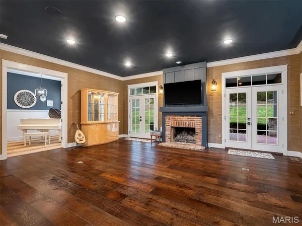 $1,599,999 | 96 High Trails Drive, Eureka, MO 63025