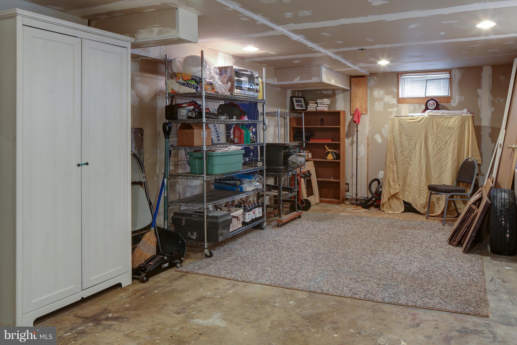1872 Severn Grove Road Annapolis, MD 21401 - Photo 22 of 30 Interior (General)