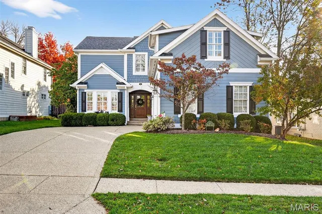 $1,150,000 | 4 Midpark Lane, Ladue, MO 63124