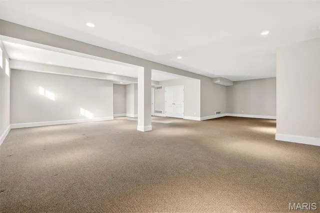 $1,150,000 | 4 Midpark Lane, Ladue, MO 63124