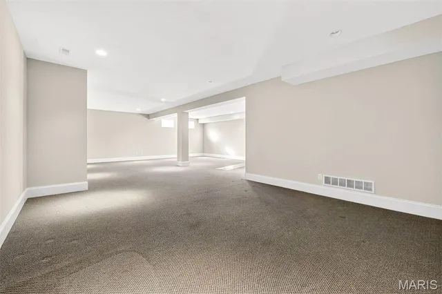 $1,150,000 | 4 Midpark Lane, Ladue, MO 63124