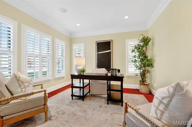 $1,150,000 | 4 Midpark Lane, Ladue, MO 63124