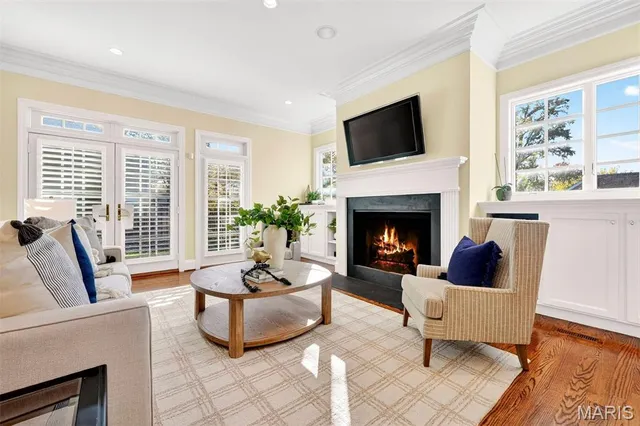 $1,150,000 | 4 Midpark Lane, Ladue, MO 63124