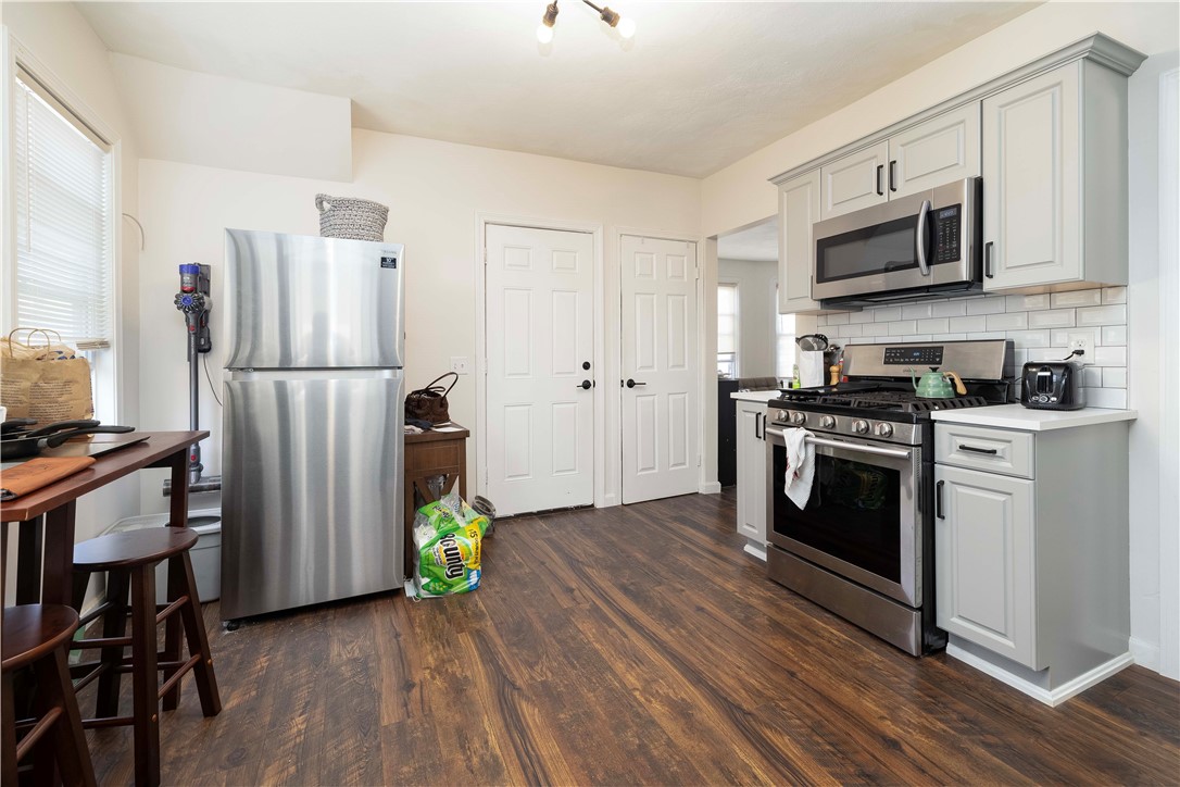 80 Greene Street Pawtucket, RI 02860 - Photo 3 of 50