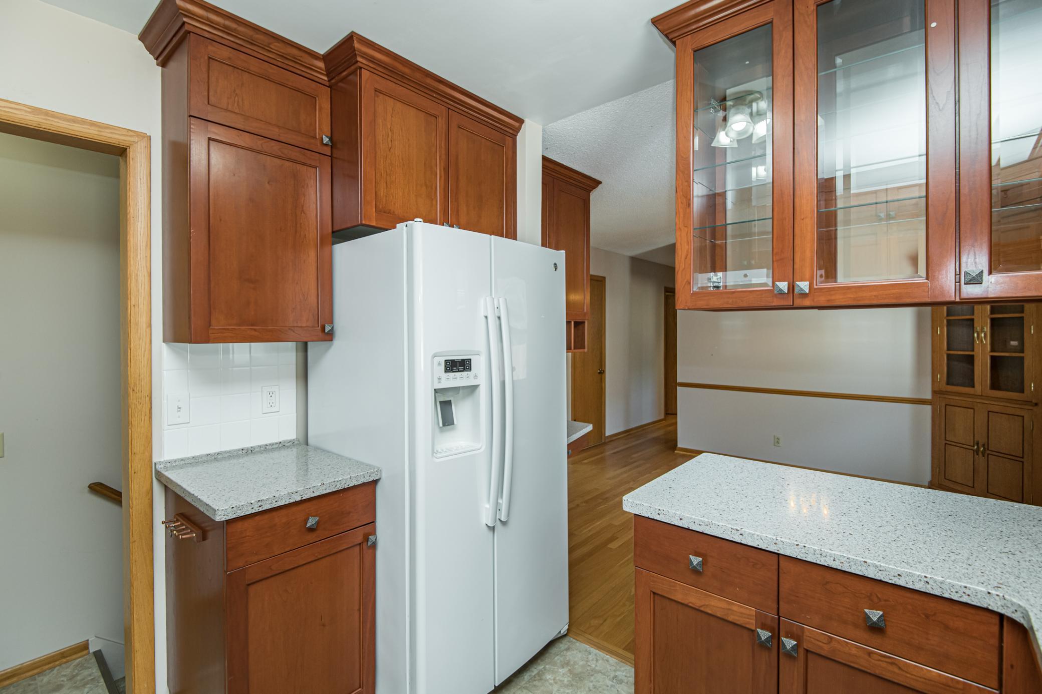 1221 29th Street Northwest Rochester, MN 55901 - Photo 6 of 32