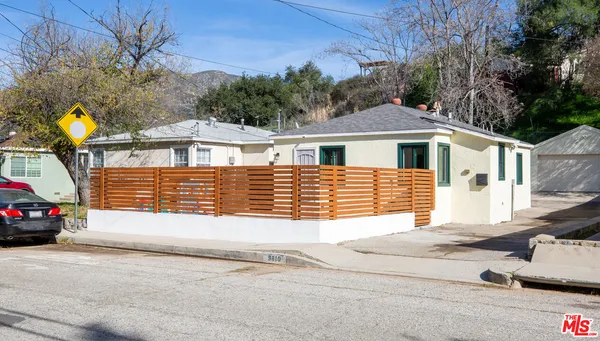$725,000 | 9810 Hillhaven Avenue, Tujunga, CA 91042