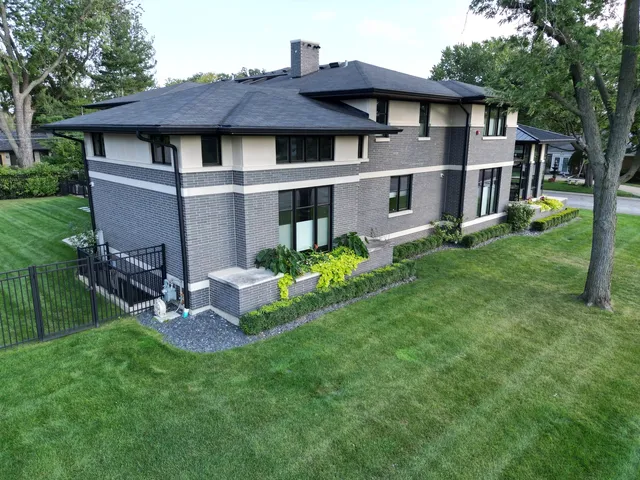 $2,999,999 | 6505 North Knox Avenue, Lincolnwood, IL 60712