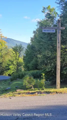 a black and white photo of a