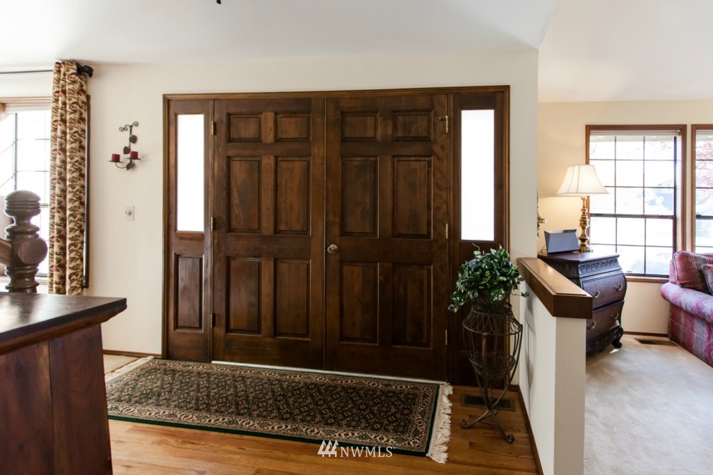 14919 Southeast 183rd Street Renton, WA 98058 - Photo 2 of 25 Gallery Image 2