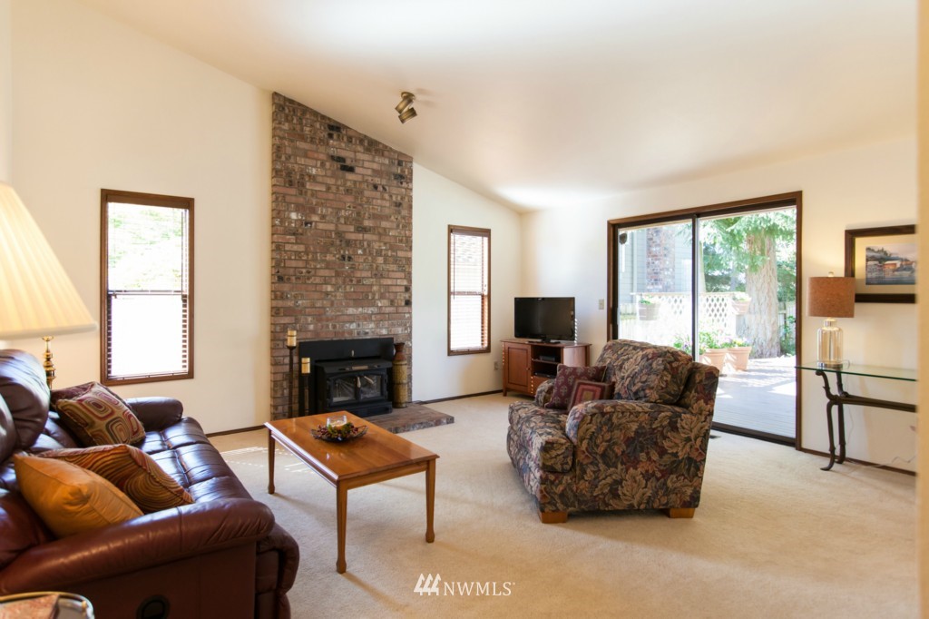14919 Southeast 183rd Street Renton, WA 98058 - Photo 11 of 25 Gallery Image 11