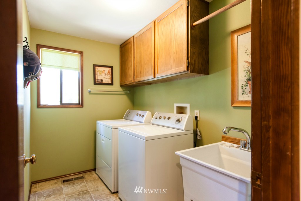 14919 Southeast 183rd Street Renton, WA 98058 - Photo 13 of 25 Gallery Image 13