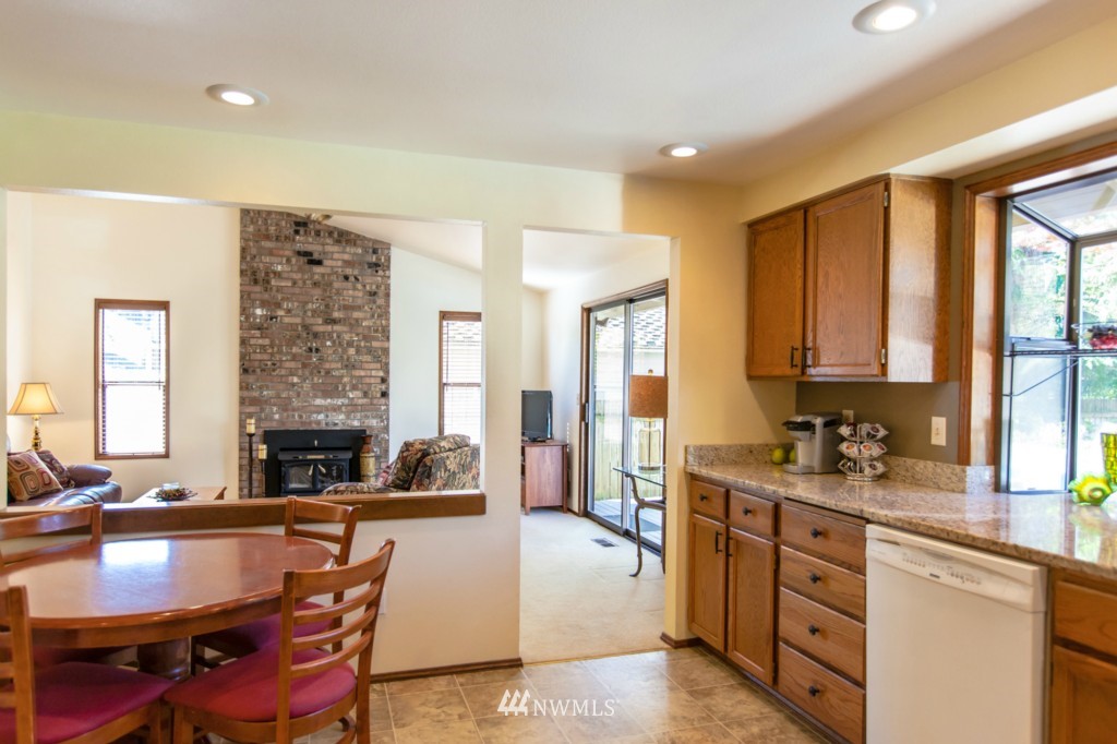 14919 Southeast 183rd Street Renton, WA 98058 - Photo 10 of 25 Gallery Image 10
