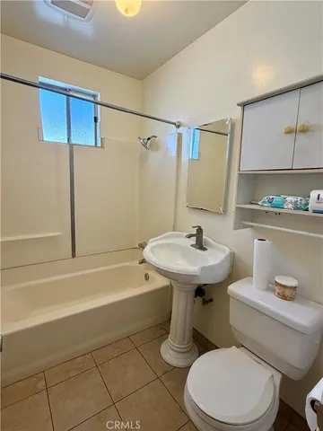 $2,595 | 14512 San Jose Avenue, Paramount, CA 90723
