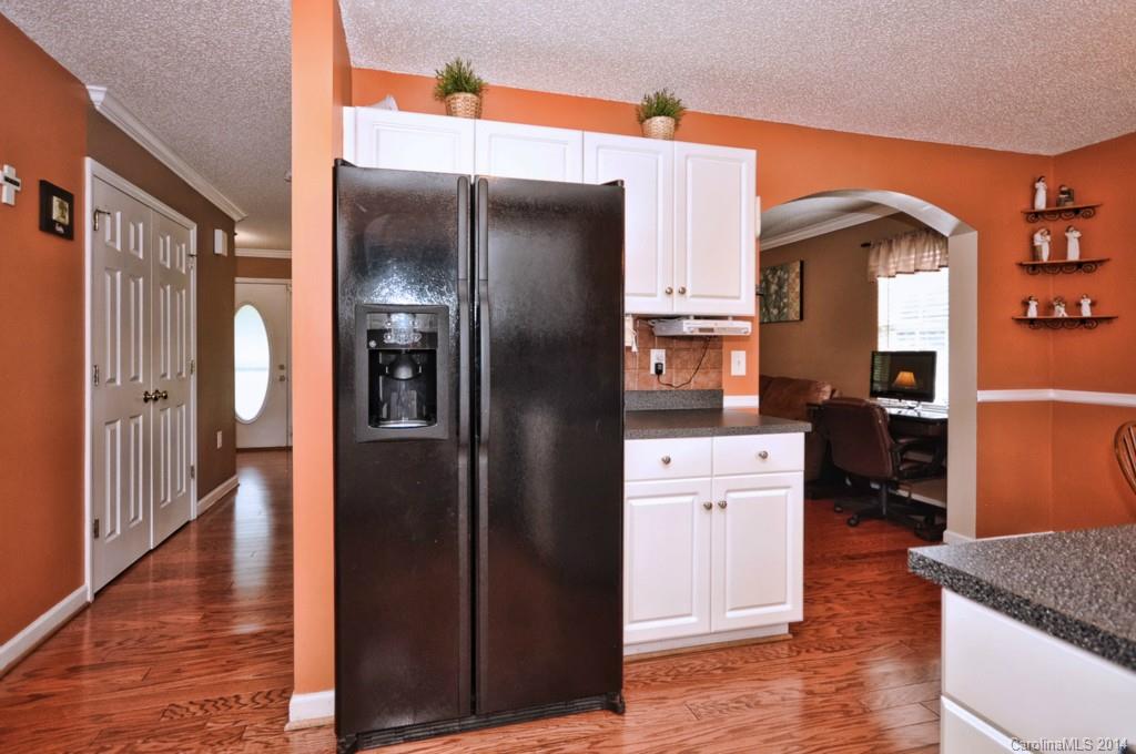 4057 Fincher Road Matthews, NC 28104 - Photo 11 of 24 Gallery Image 11