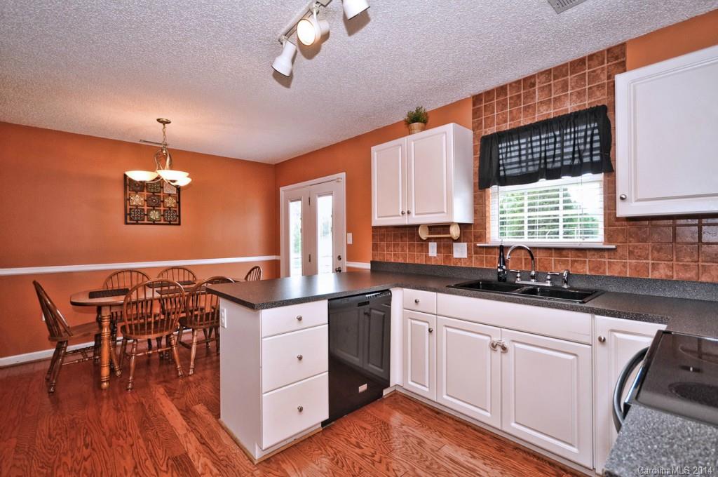 4057 Fincher Road Matthews, NC 28104 - Photo 6 of 24 Gallery Image 6