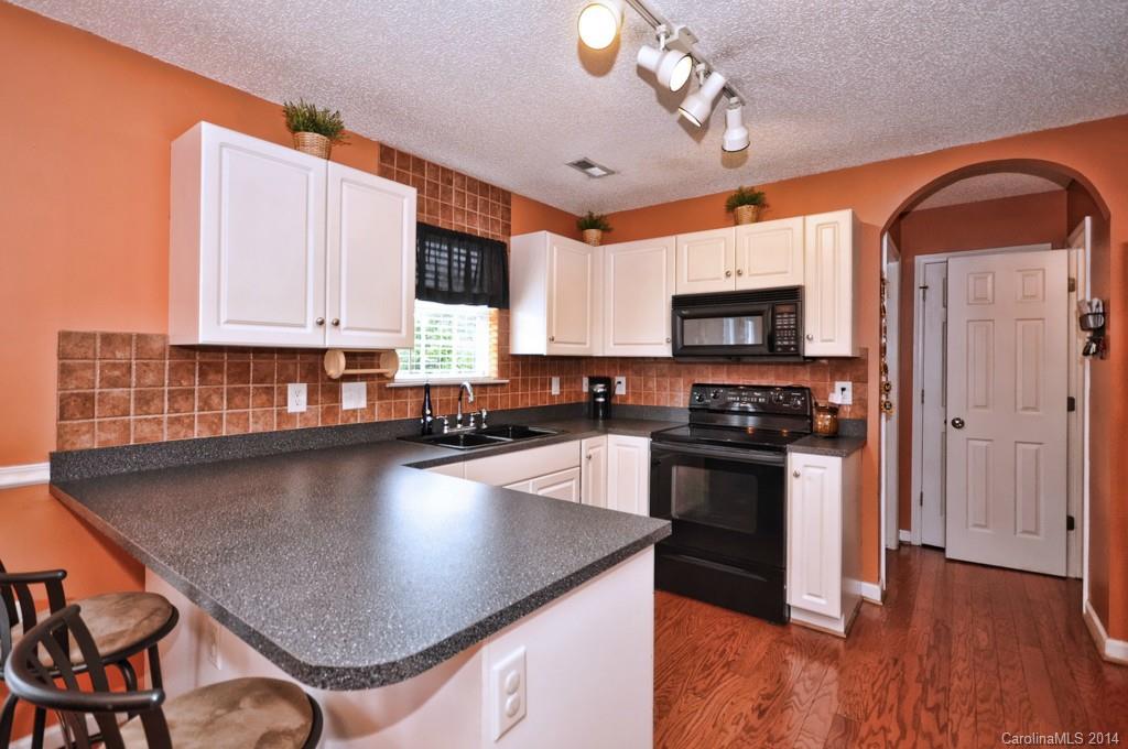 4057 Fincher Road Matthews, NC 28104 - Photo 8 of 24 Gallery Image 8