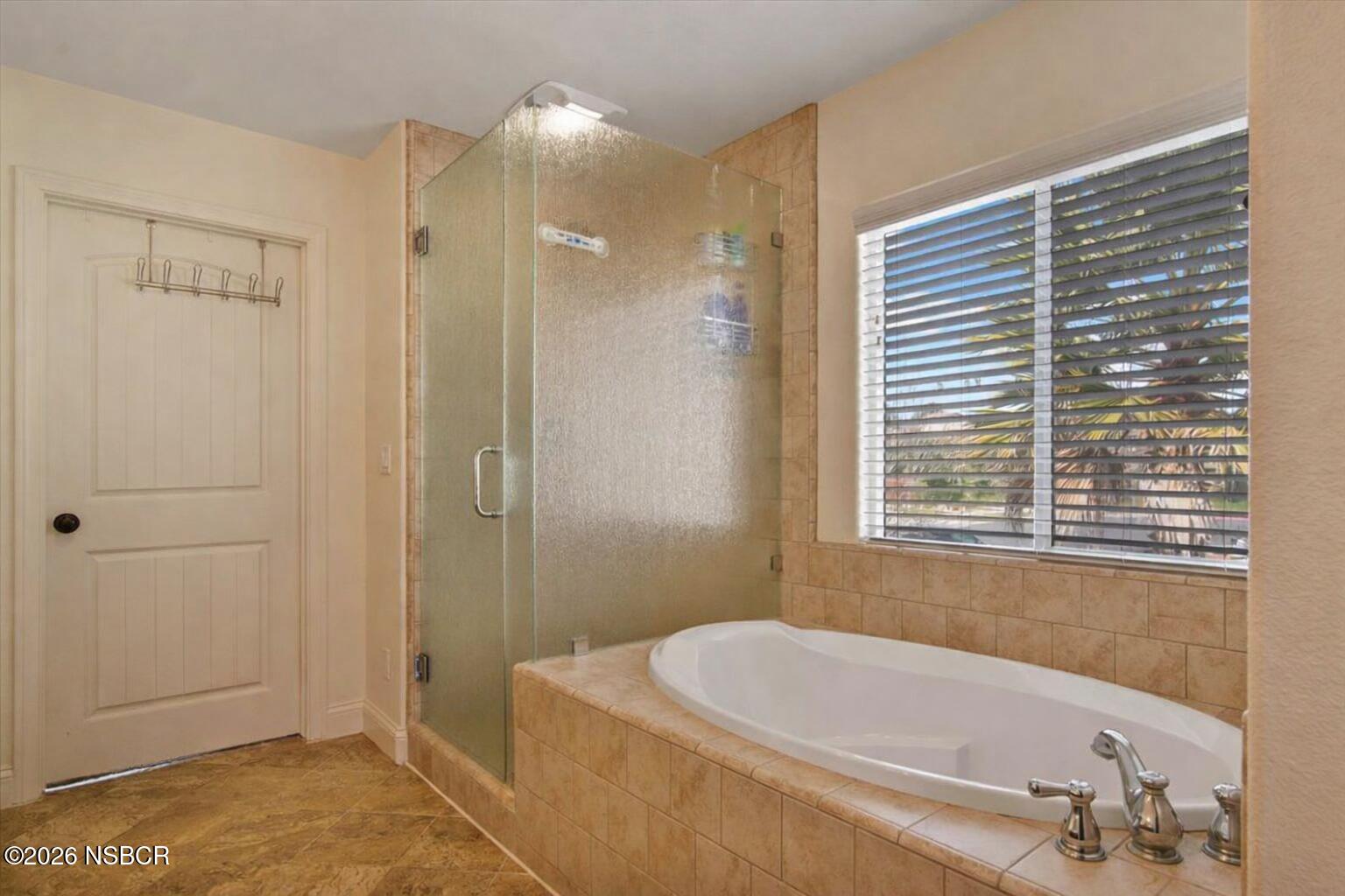 728 Pluto Avenue Lompoc, CA 93436 - Photo 23 of 43 Remove towels from d