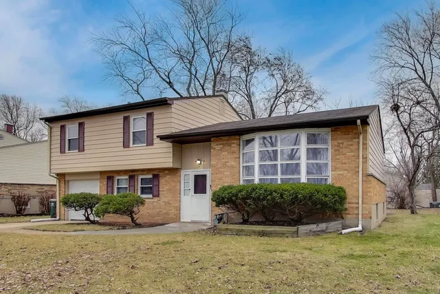 $449,900 | 1437 East Michele Drive, Palatine, IL 60074