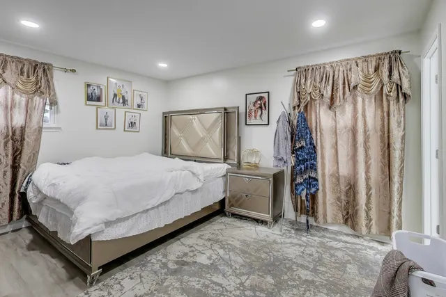 $449,900 | 1437 East Michele Drive, Palatine, IL 60074