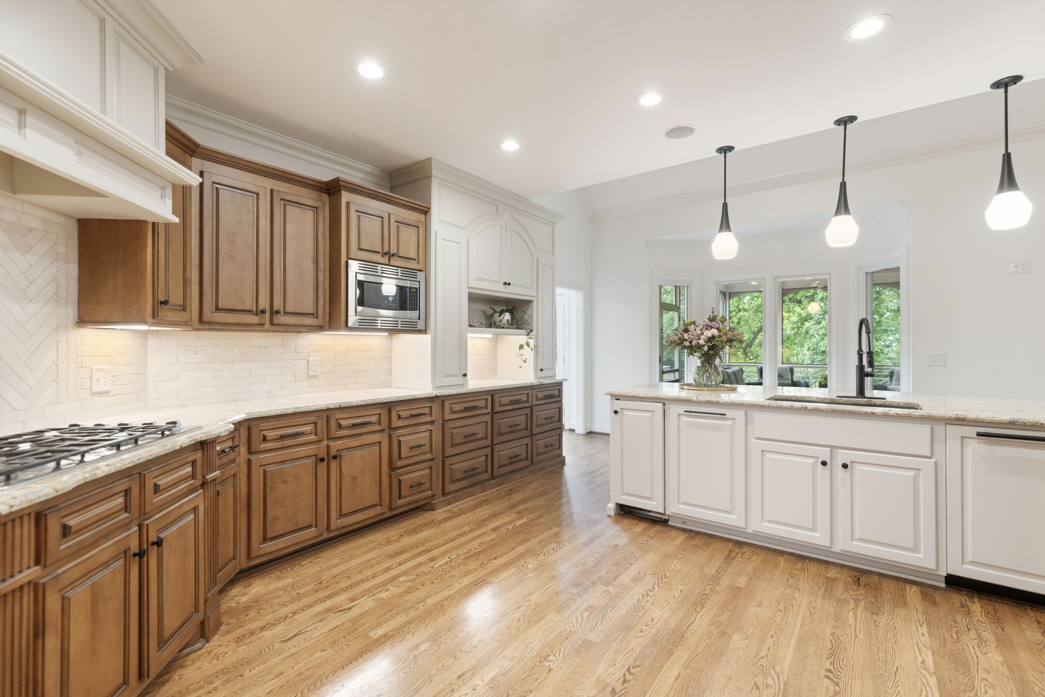 8218 Holly Road Brentwood, TN 37027 - Photo 11 of 50