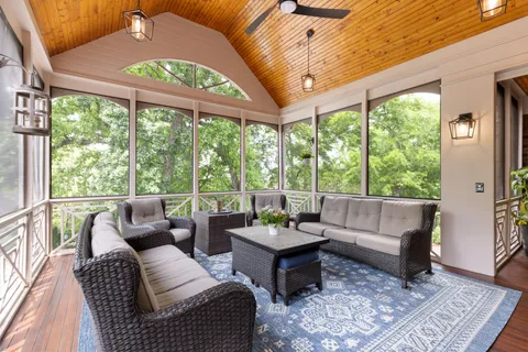 $2,699,999 | 8218 Holly Road, Brentwood, TN 37027
