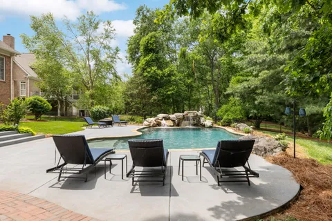 $2,699,999 | 8218 Holly Road, Brentwood, TN 37027