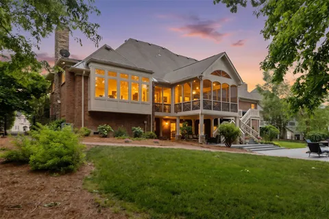 $2,699,999 | 8218 Holly Road, Brentwood, TN 37027