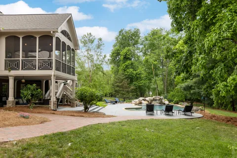 $2,699,999 | 8218 Holly Road, Brentwood, TN 37027