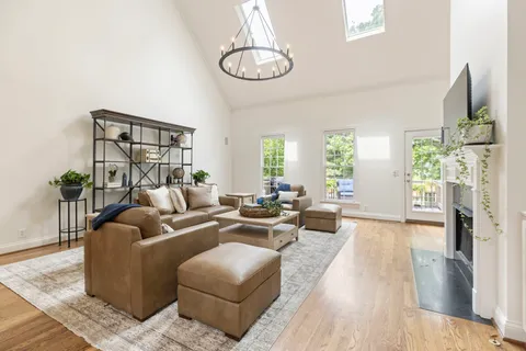 $2,699,999 | 8218 Holly Road, Brentwood, TN 37027