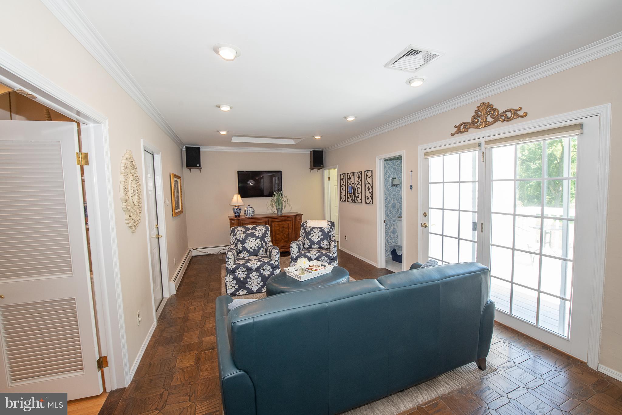612 Barry Drive Springfield, PA 19064 - Photo 20 of 47 Gallery Image 20