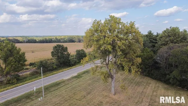 $239,500 | 1100 West Hickory Street, Canton, IL 61520