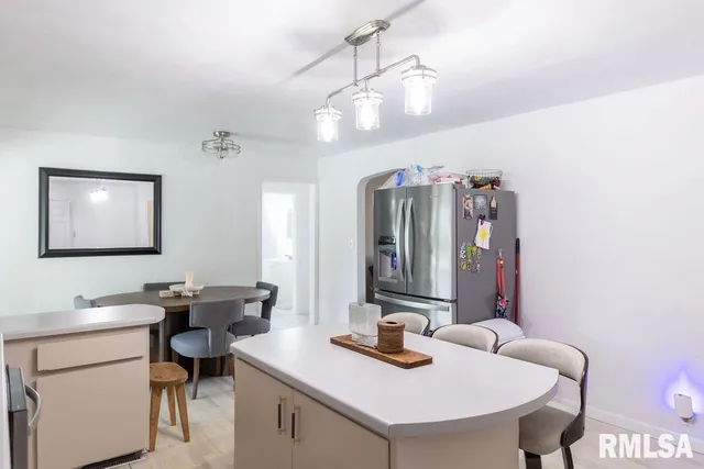 $239,500 | 1100 West Hickory Street, Canton, IL 61520